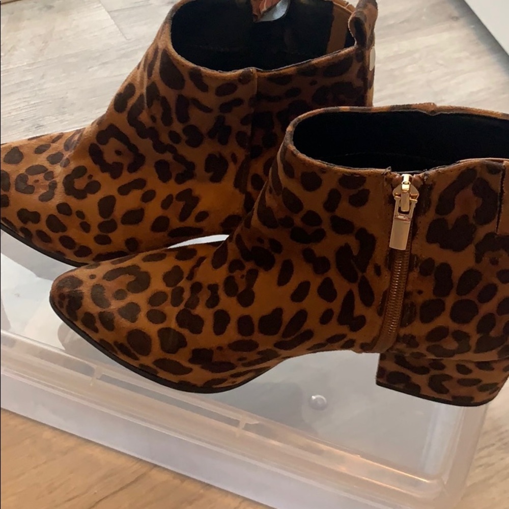 Leopard booties